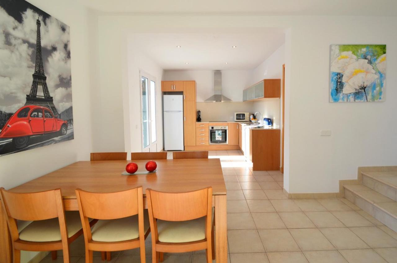 Villa Azucena By Sonne Villas كالا غلدانا المظهر الخارجي الصورة